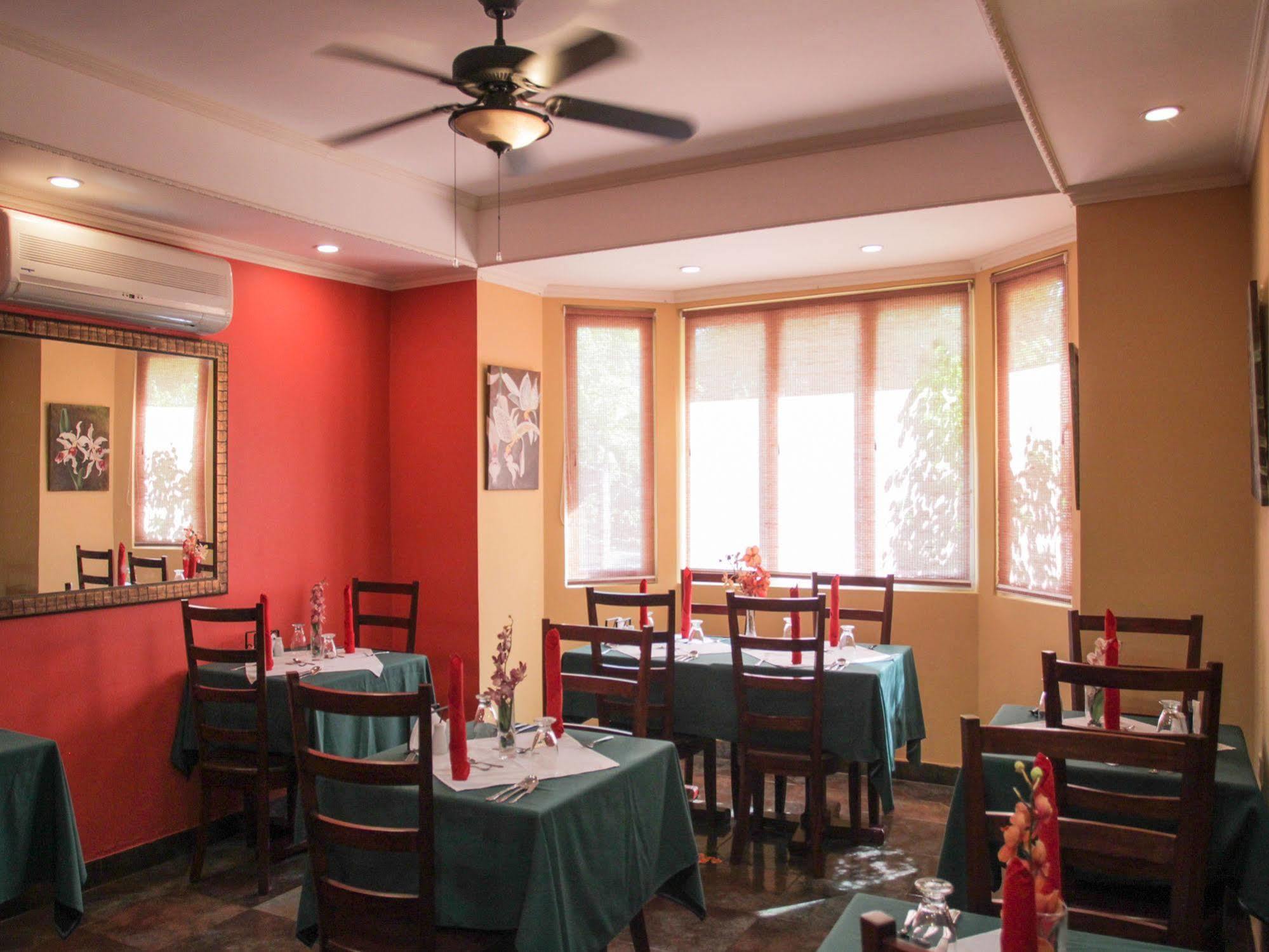 L'Orchidee Boutique Hotel Belmont Ngoại thất bức ảnh